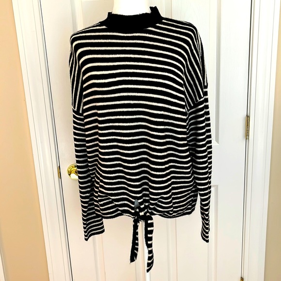 LOFT Striped Mock Turtleneck With Front Tie - Picture 1 of 5